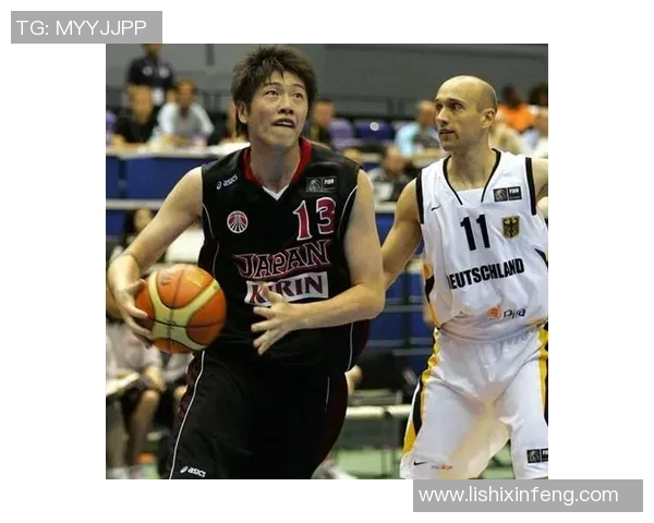 南京篮球队在世锦赛中的灵活性表现分析与战术探讨